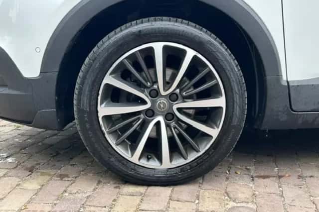 Opel Crossland (2019) thumbnail 5