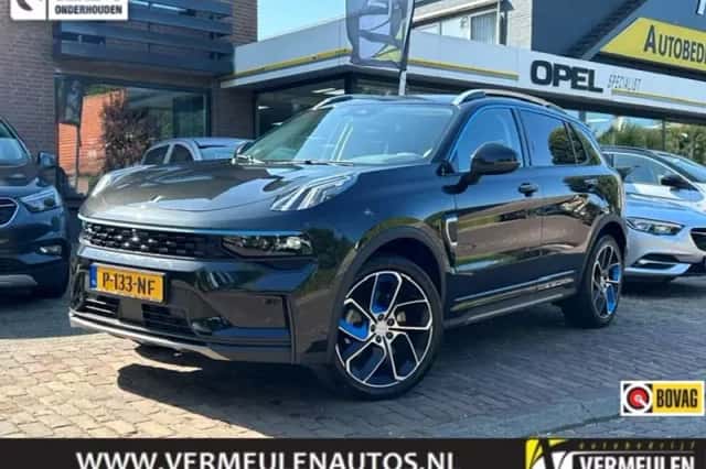 Lynk & Co 01 (2022) thumbnail 1
