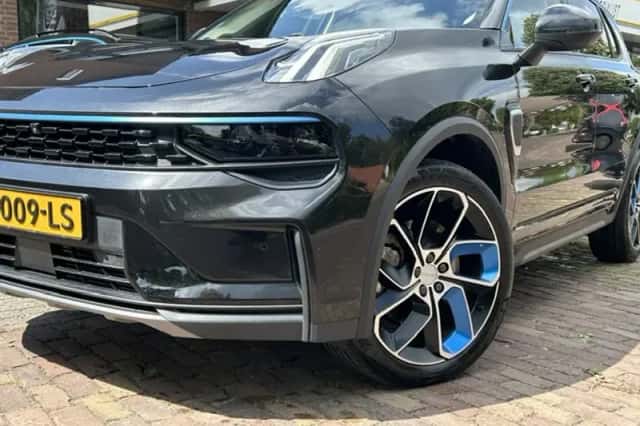 Lynk & Co 01 (2022) thumbnail 2