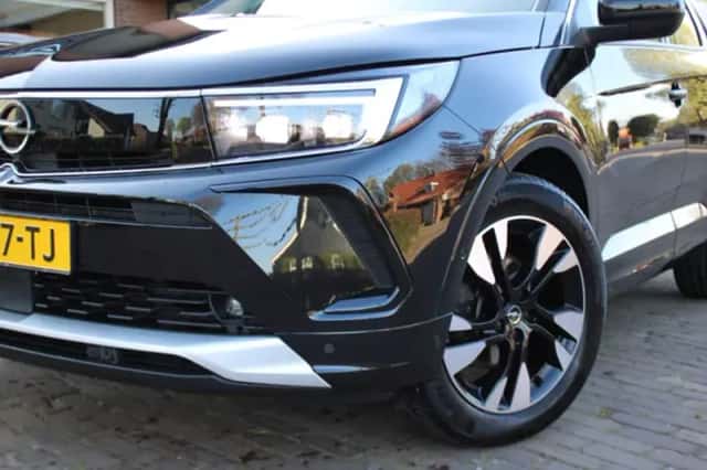 Opel Grandland (2024) thumbnail 2