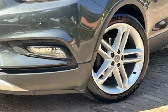 Opel Mokka (2018) thumbnail 3