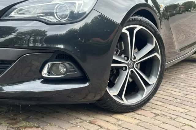 Opel Astra (2015) thumbnail 3