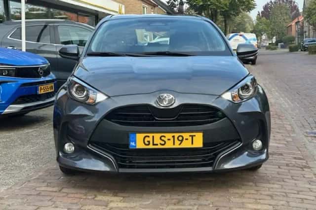 Toyota Yaris (2024) thumbnail 6