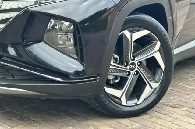 Hyundai Tucson (2022) thumbnail 3