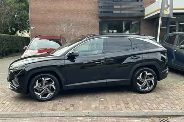 Hyundai Tucson (2022) thumbnail 4