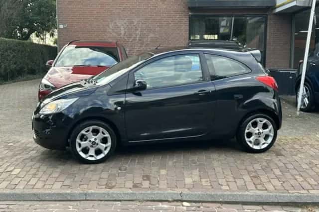 Ford Ka (2012) thumbnail 4