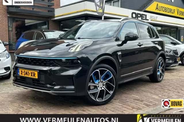 Lynk & Co 01 (2024) thumbnail 1