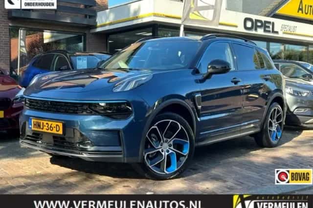 Lynk & Co 01 (2025) thumbnail 1