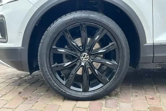 Volkswagen T-Roc (2022) thumbnail 5