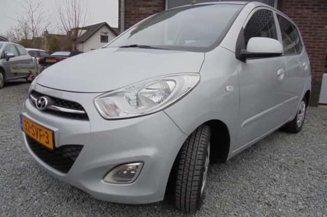 Hyundai i10 (2012) thumbnail 1