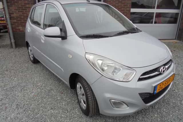 Hyundai i10 (2012) thumbnail 2
