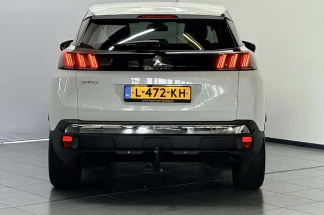 Peugeot 3008 (2021) thumbnail 5