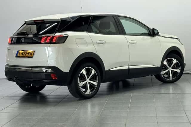 Peugeot 3008 (2021) thumbnail 6