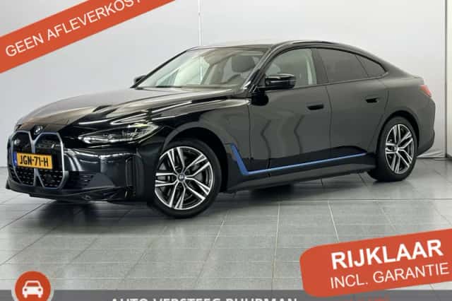 BMW i4 (2023) thumbnail 1