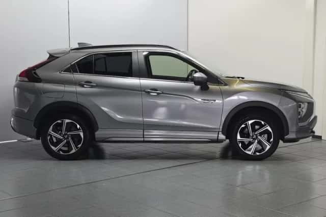 Mitsubishi Eclipse Cross (2023) thumbnail 2