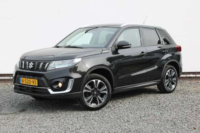 Suzuki Vitara (2022) thumbnail 5