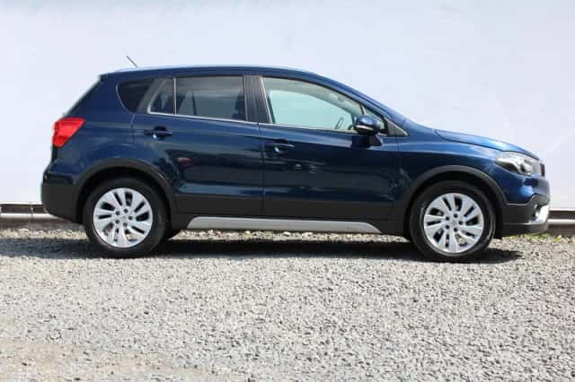 Suzuki S-Cross (2020) thumbnail 3