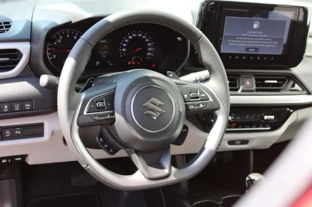 Suzuki Swift (2026) thumbnail 4