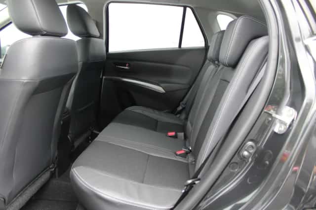 Suzuki S-Cross (2026) thumbnail 6