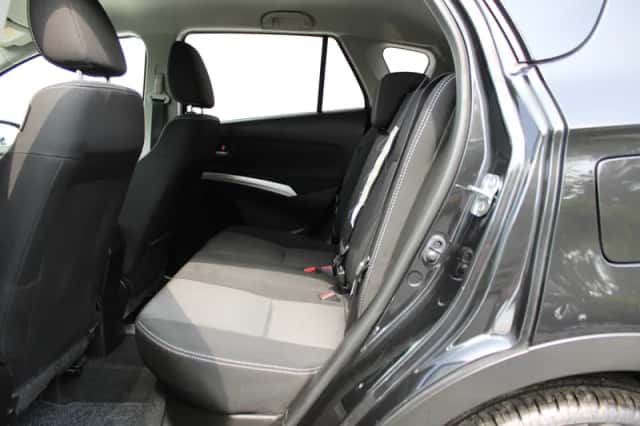Suzuki SX4 S-Cross (2016) thumbnail 6