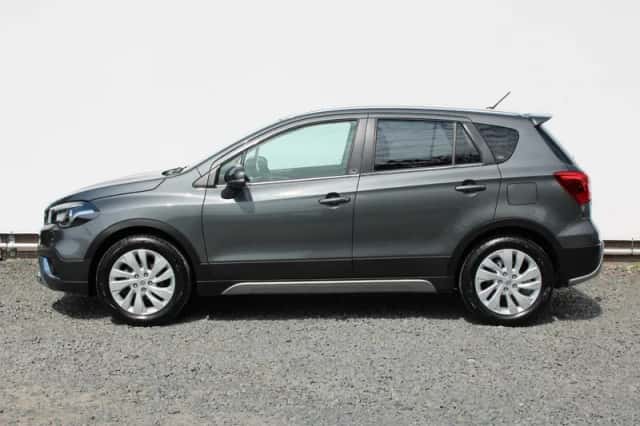 Suzuki S-Cross (2017) thumbnail 3