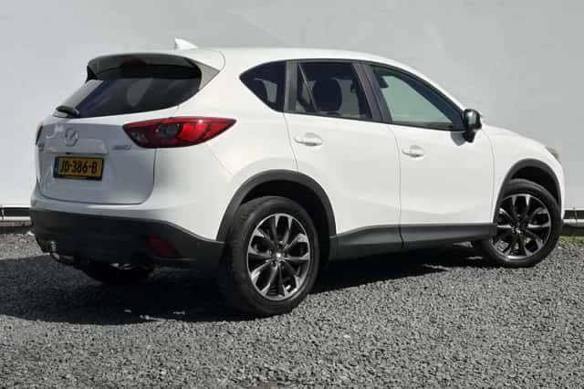 Mazda CX-5 (2016) thumbnail 2