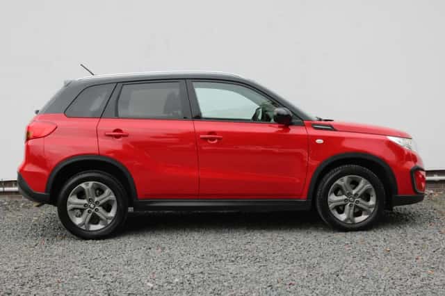 Suzuki Vitara (2018) thumbnail 2