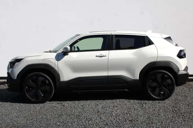 Suzuki e-Vitara (2026) thumbnail 2