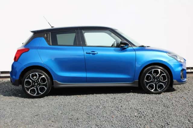 Suzuki Swift (2021) thumbnail 2