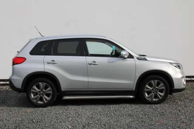Suzuki Vitara (2019) thumbnail 2