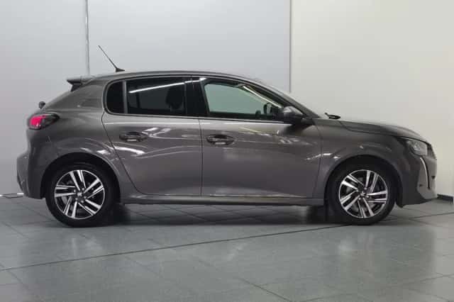 Peugeot 208 (2021) thumbnail 2