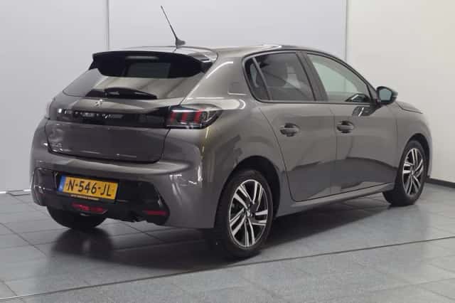 Peugeot 208 (2021) thumbnail 4