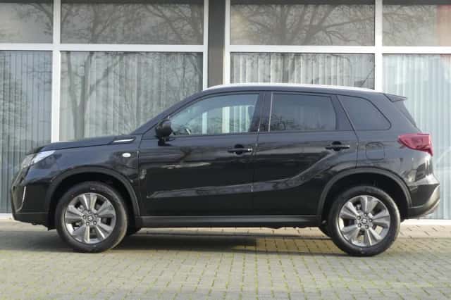Suzuki Vitara (2026) thumbnail 3