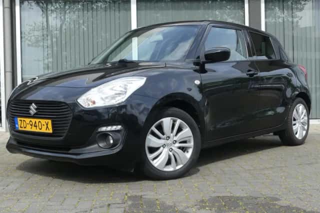 Suzuki Swift (2019) thumbnail 2