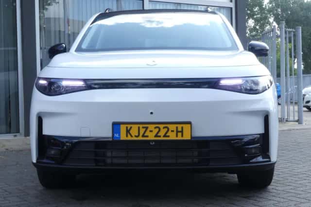 Leapmotor C10 (2026) thumbnail 5