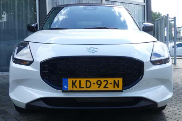 Suzuki Swift (2026) thumbnail 4