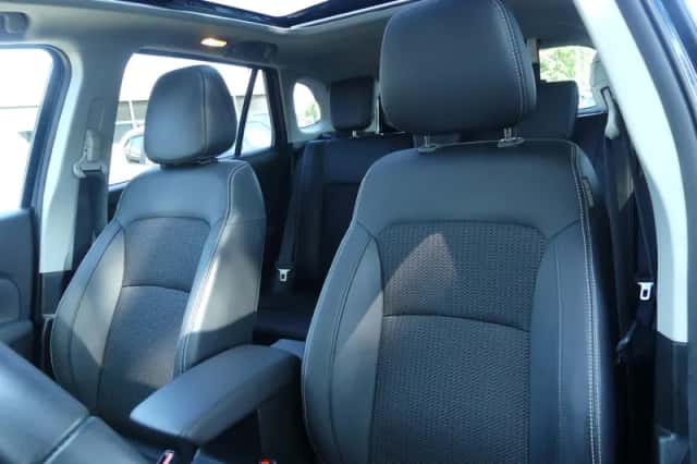 Suzuki S-Cross (2023) thumbnail 4
