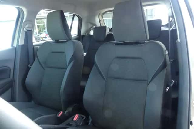 Suzuki Swift (2026) thumbnail 4