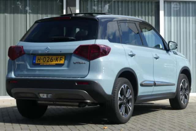 Suzuki Vitara (2020) thumbnail 3