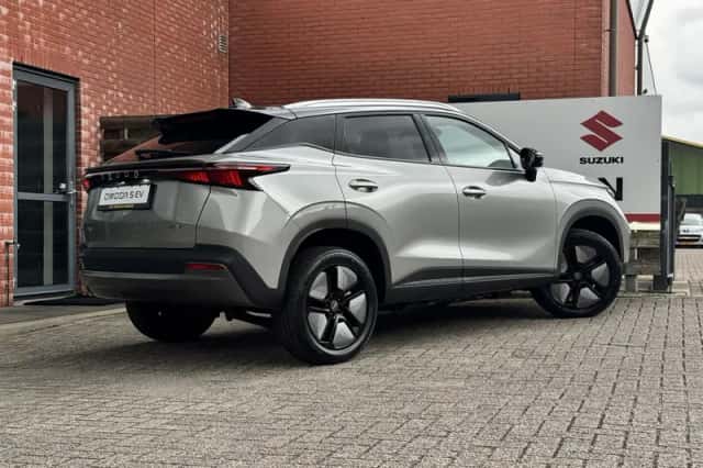 Omoda 5 EV (2026) thumbnail 2