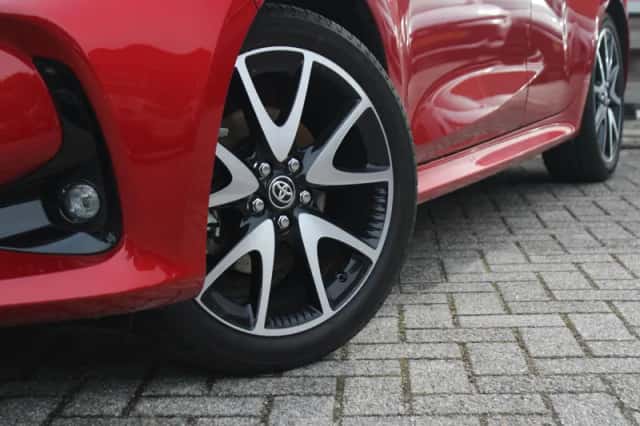 Toyota Yaris (2022) thumbnail 4
