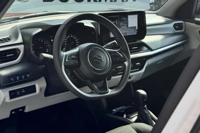 Suzuki Swift (2026) thumbnail 5
