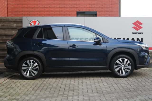 Suzuki S-Cross (2026) thumbnail 4