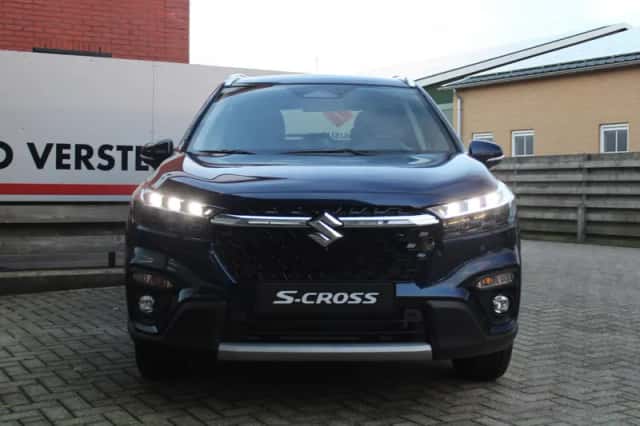Suzuki S-Cross (2026) thumbnail 6