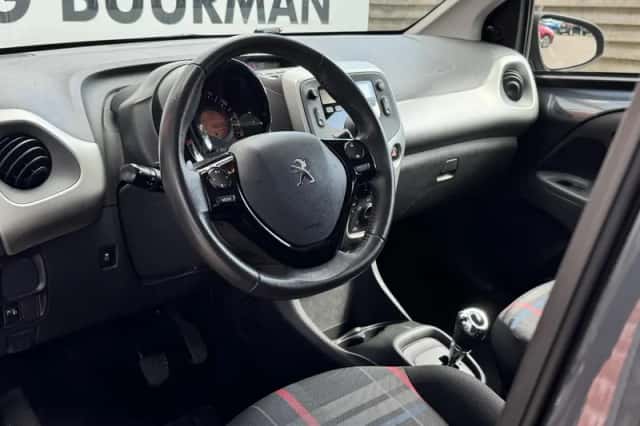 Peugeot 108 (2014) thumbnail 5