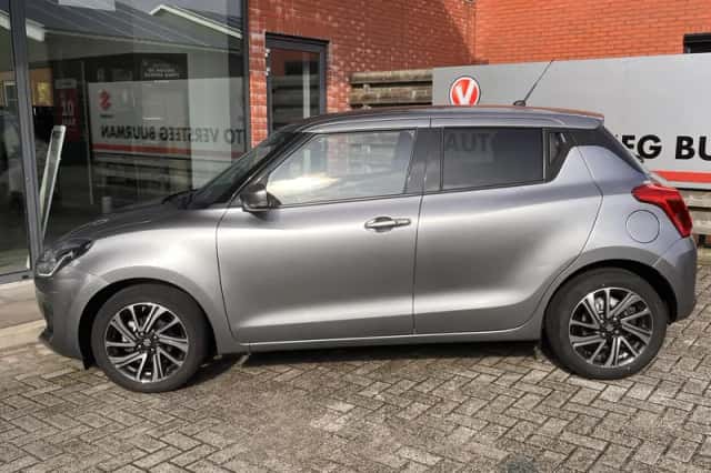 Suzuki Swift (2023) thumbnail 6