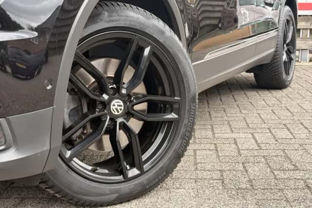 Volkswagen Tiguan (2020) thumbnail 4