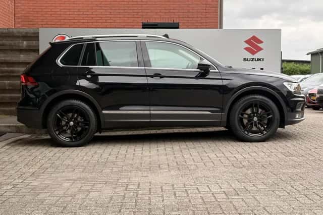 Volkswagen Tiguan (2020) thumbnail 6