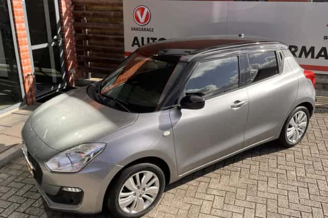 Suzuki Swift (2017) thumbnail 3