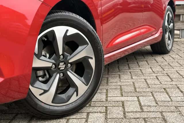Suzuki Swift (2026) thumbnail 3